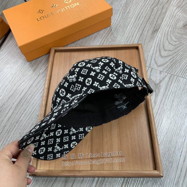 LV新品男士帽子 路易威登牛頭印花棒球帽鴨舌帽  mm1327